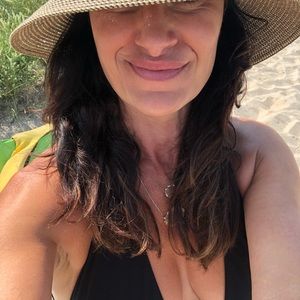 Meet your Posher, Nancy